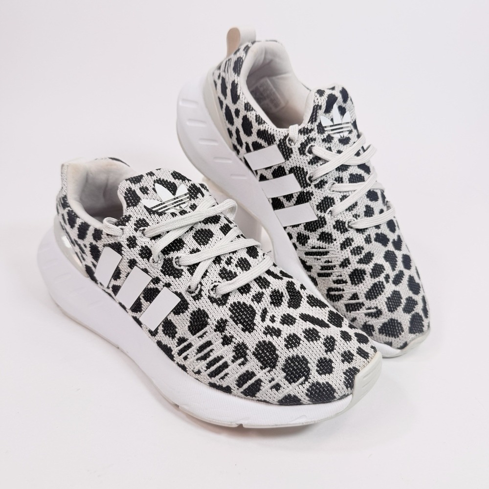 Adidas Swift Run 22 Girls 4 Leopard Print Black White Sneakers GZ1553